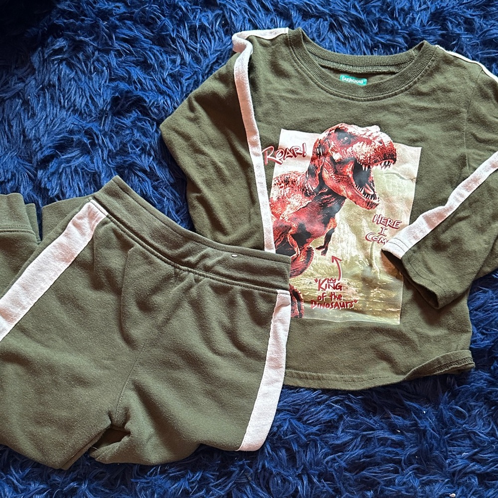 Garanimals Dinosaur Set - Olive Green and White
